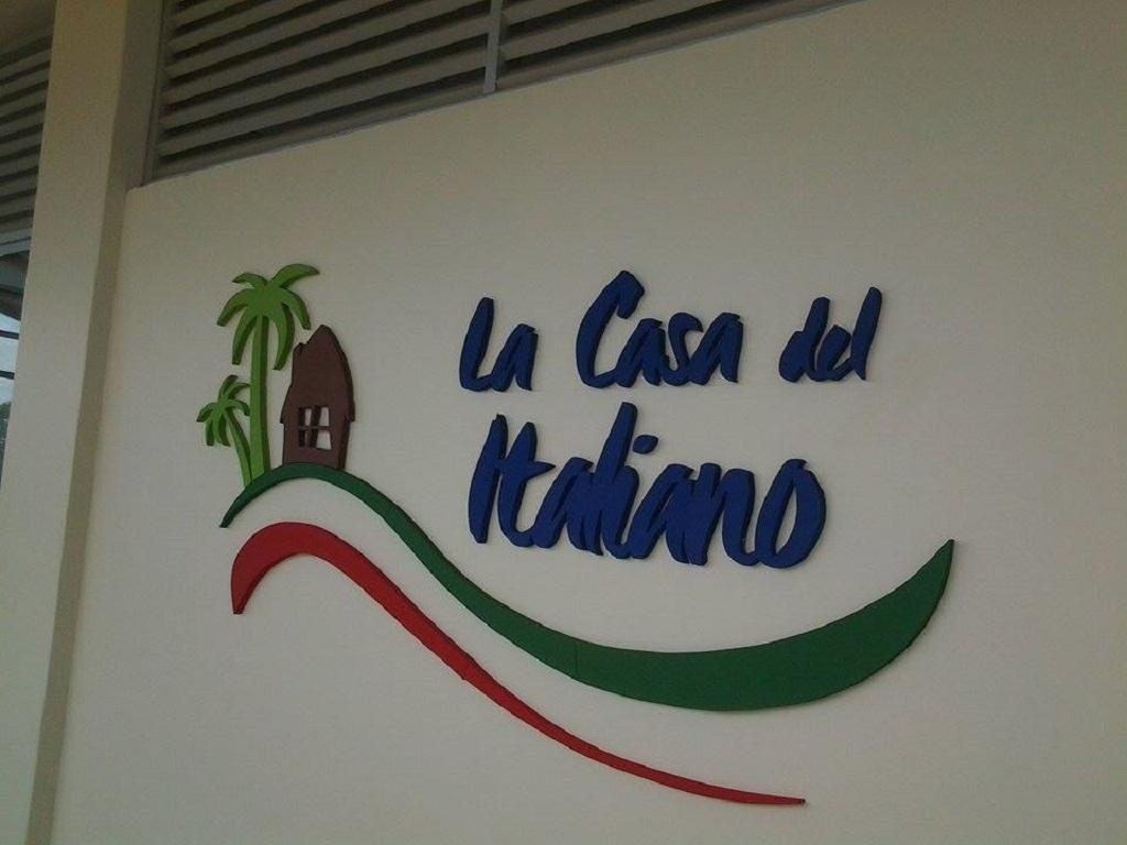 La Casa Del Italiano Panzió Tarapoto Kültér fotó